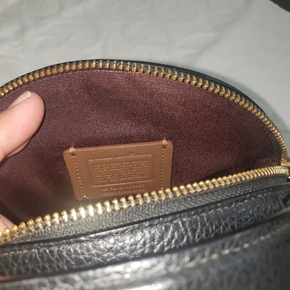 COACH X JEAN MICHAEL BASQUIAT COLLECTION. - Picture 9 of 15